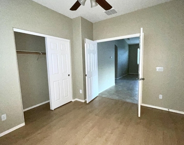 29652 N 120th Lane - Photo Thumbnail 6