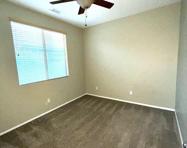 29652 N 120th Lane - Photo Thumbnail 10
