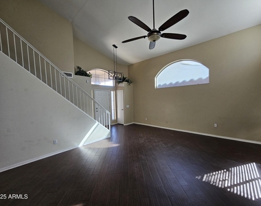 393 W Colt Road - Photo Thumbnail 2