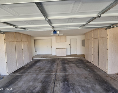 393 W Colt Road - Photo Thumbnail 8