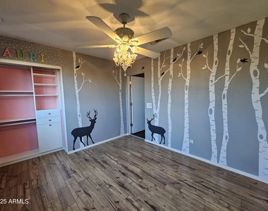 393 W Colt Road - Photo Thumbnail 6