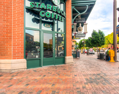 800 W Howe Street - Photo Thumbnail 42