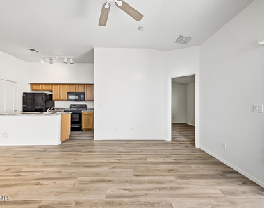 16936 S 22nd Street - Photo Thumbnail 7