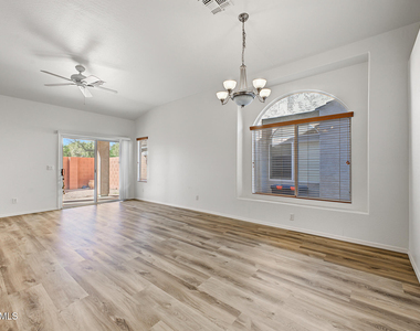 16936 S 22nd Street - Photo Thumbnail 5