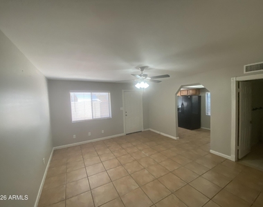 2311 E Hartford Avenue - Photo Thumbnail 3