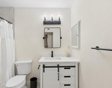 8659 E Roanoke Avenue - Photo Thumbnail 18