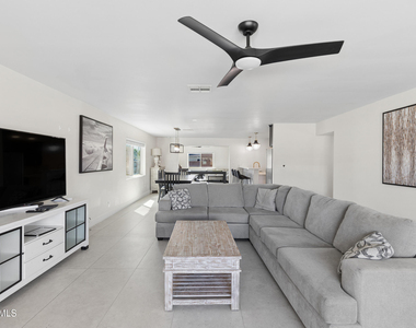8659 E Roanoke Avenue - Photo Thumbnail 9