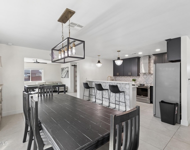 8659 E Roanoke Avenue - Photo Thumbnail 12
