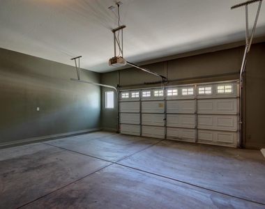4027 E Marshall Avenue - Photo Thumbnail 17