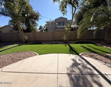 4027 E Marshall Avenue - Photo Thumbnail 4