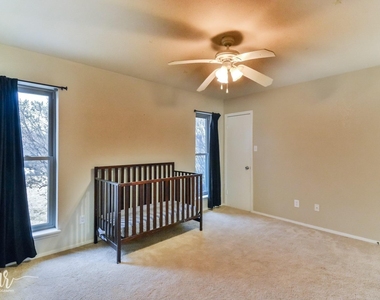 2733 Melissa Lane - Photo Thumbnail 21