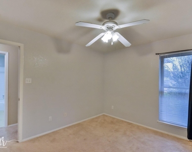 2733 Melissa Lane - Photo Thumbnail 26