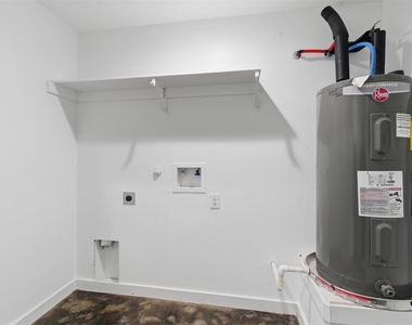 612 W Coffin Street - Photo Thumbnail 20