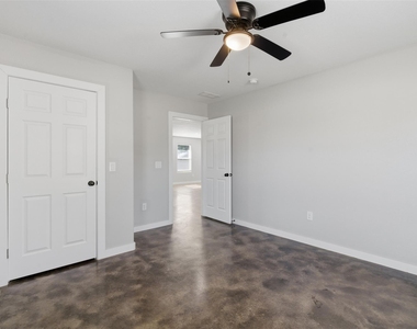 612 W Coffin Street - Photo Thumbnail 9