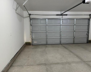 16104 Wolf Creek Way - Photo Thumbnail 29