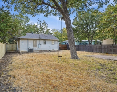1520 S 3rd Street - Photo Thumbnail 7