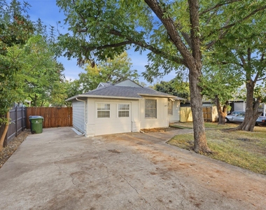 1520 S 3rd Street - Photo Thumbnail 2