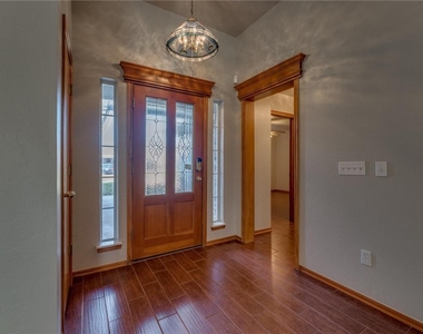 1004 Sw 127th Place - Photo Thumbnail 11