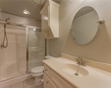 1004 Sw 127th Place - Photo Thumbnail 26