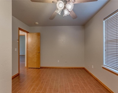 1004 Sw 127th Place - Photo Thumbnail 22