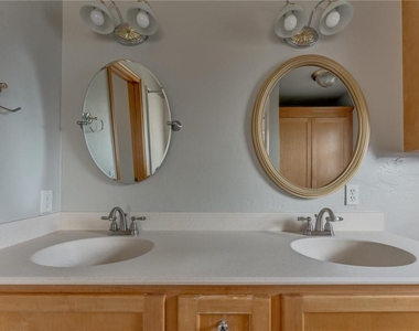 1004 Sw 127th Place - Photo Thumbnail 34