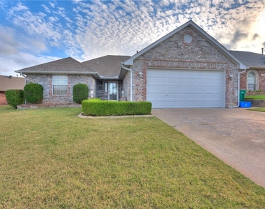 1004 Sw 127th Place - Photo Thumbnail 7