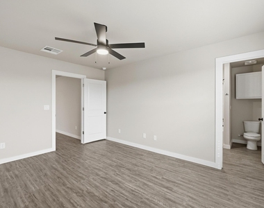 426 Elmont Street - Photo Thumbnail 18