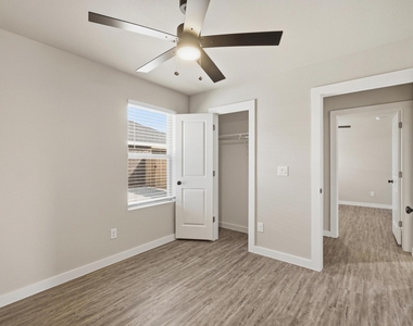 426 Elmont Street - Photo Thumbnail 13