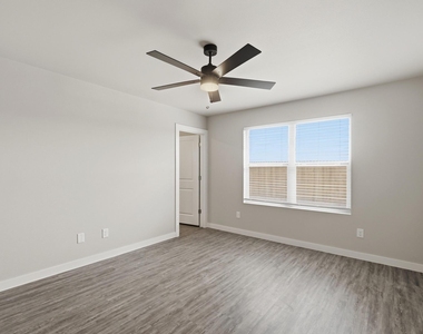 426 Elmont Street - Photo Thumbnail 17