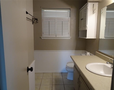 600 Oak Creek Drive - Photo Thumbnail 25