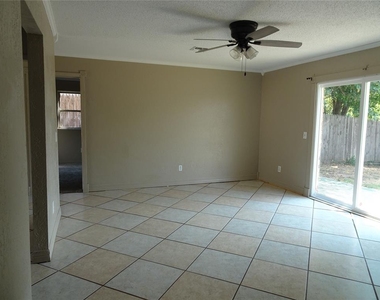 600 Oak Creek Drive - Photo Thumbnail 24