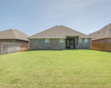 3812 Presidio Circle - Photo Thumbnail 28
