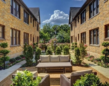 2100 Forest Park Boulevard - Photo Thumbnail 1