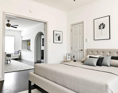 2100 Forest Park Boulevard - Photo Thumbnail 2