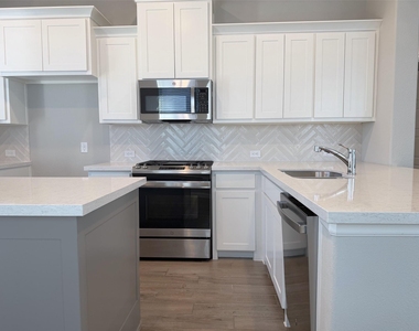 3141 Brazoria Drive - Photo Thumbnail 11
