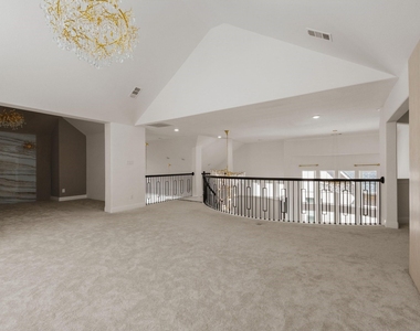 700 Mountain Laurel Road - Photo Thumbnail 24