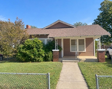 349 Jeanette Street - Photo Thumbnail 1