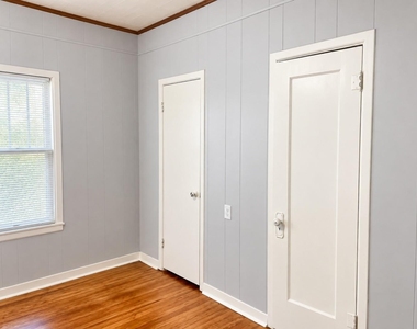 349 Jeanette Street - Photo Thumbnail 12