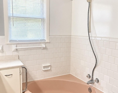 349 Jeanette Street - Photo Thumbnail 16