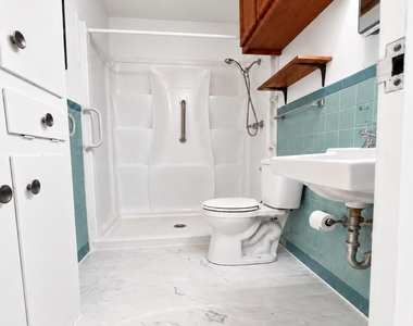 12145 Dandridge Drive - Photo Thumbnail 10
