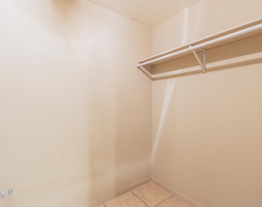 104 College Drive - Photo Thumbnail 15