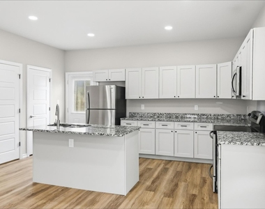 1309 Arizona Avenue - Photo Thumbnail 5