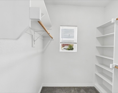 1309 Arizona Avenue - Photo Thumbnail 23