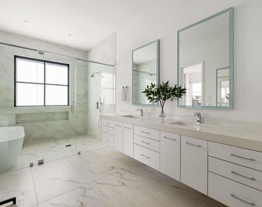 6621 Del Norte Lane - Photo Thumbnail 20