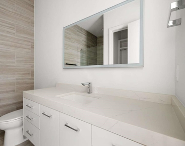 6621 Del Norte Lane - Photo Thumbnail 23