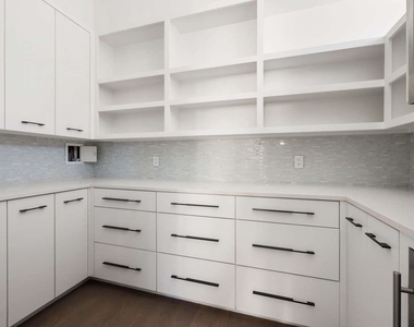 6621 Del Norte Lane - Photo Thumbnail 15