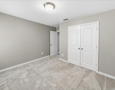 733 River Hill Lane - Photo Thumbnail 12