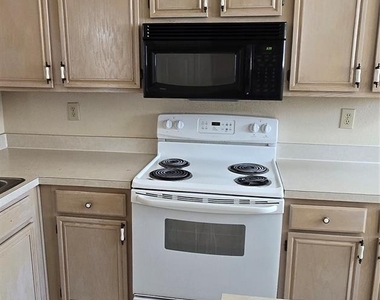 6941 Hickory Creek - Photo Thumbnail 15