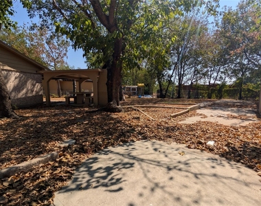 514 Campbell Lane - Photo Thumbnail 28