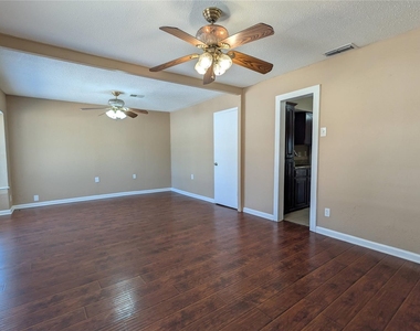 514 Campbell Lane - Photo Thumbnail 4